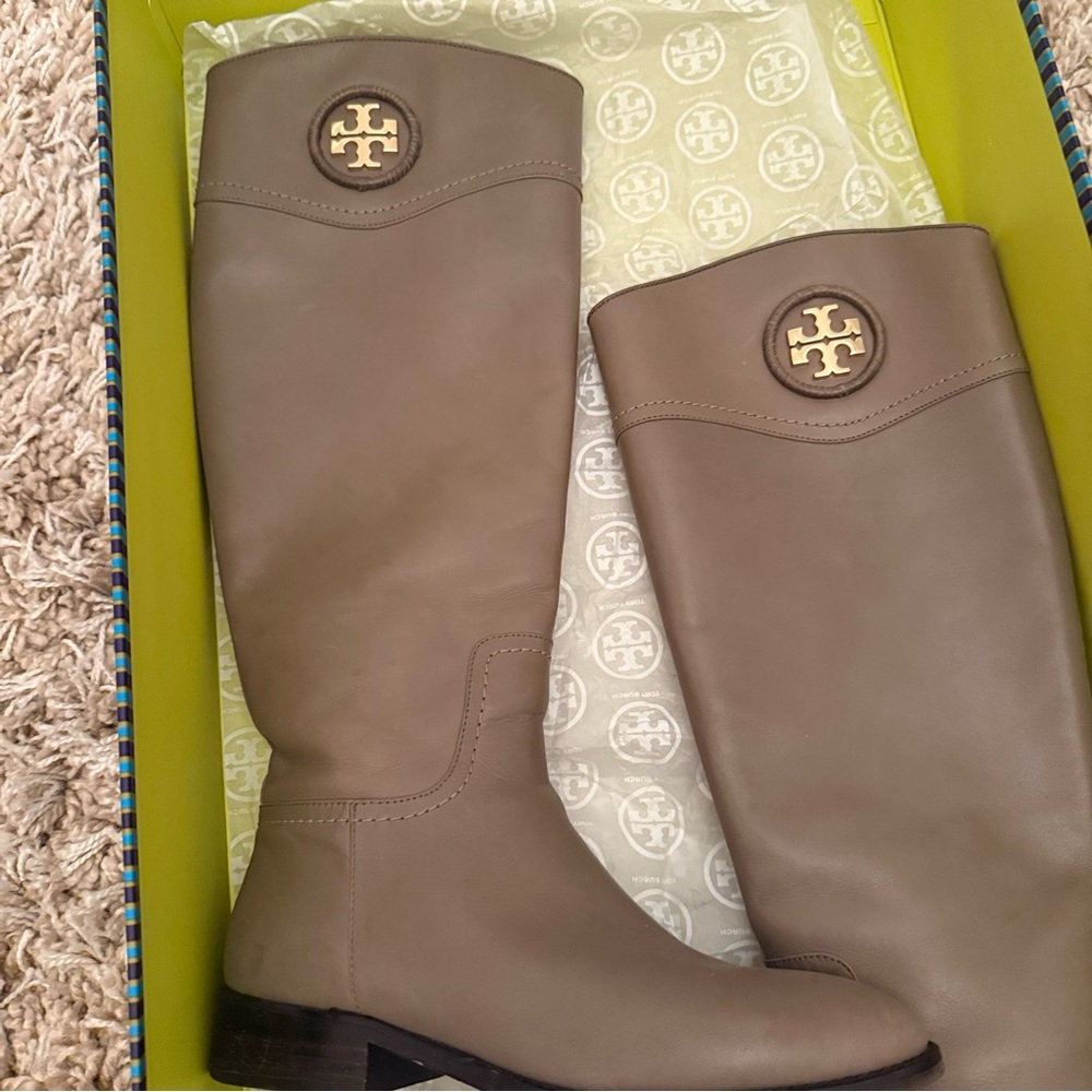 TORY BURCH ASHLYNN RIDING BOOT PORCINI US Women’s Size 6 Tall Boot w/ Box - Picture 3 of 16